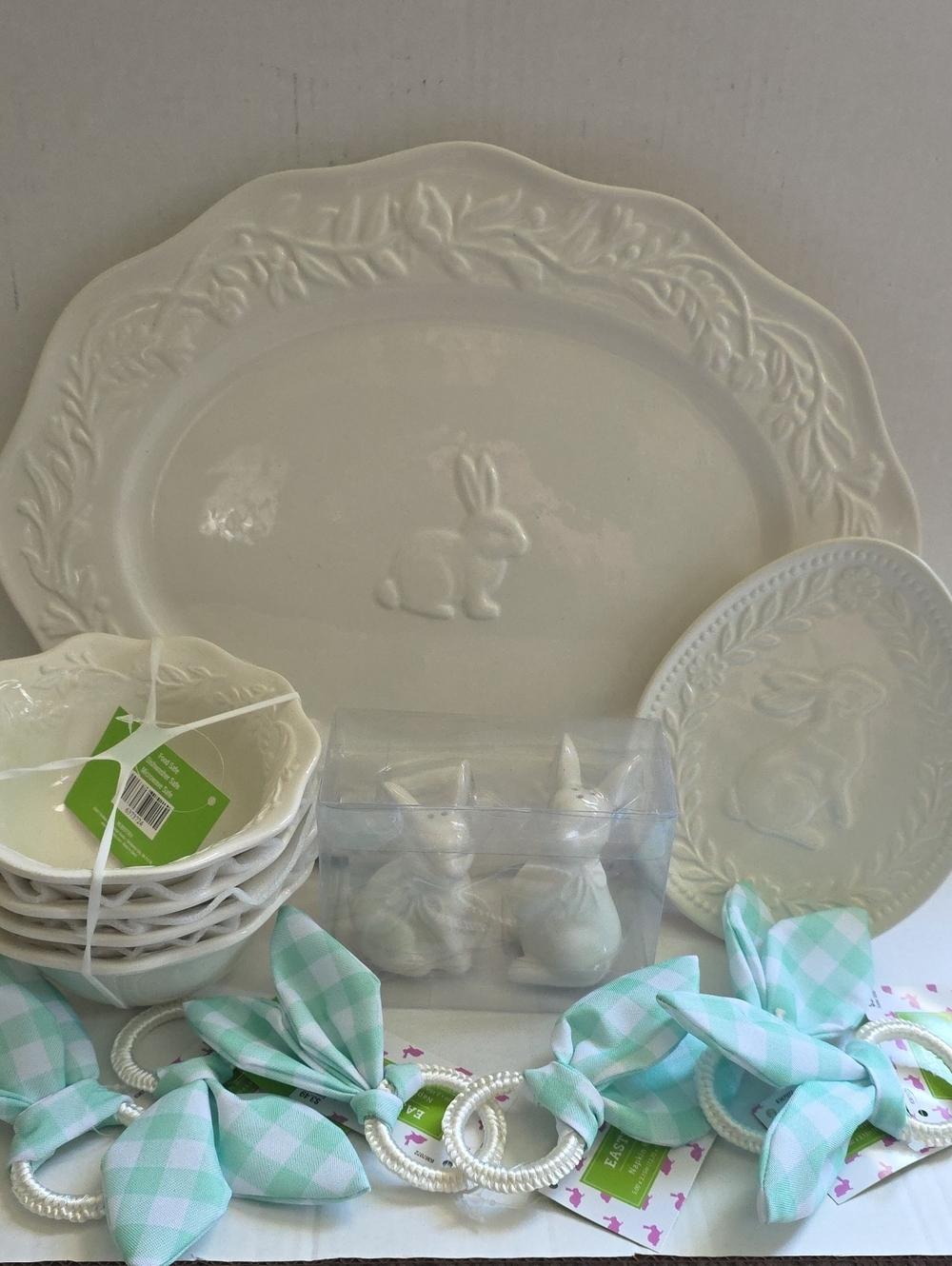 Elegant Cream Ceramic Bunny Serving Platter and Bowls Set - Home Dining